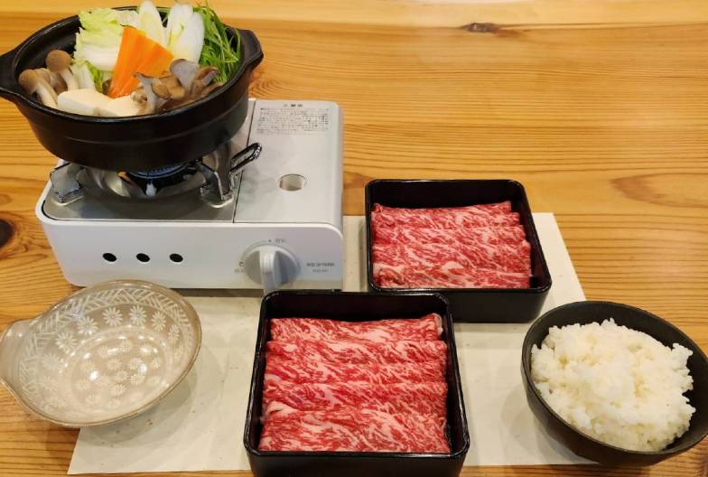 【京都世界遺產一日遊】金閣寺＆嵐山＆三十三間堂＆清水寺＆含頂級和牛神戶牛涮涮鍋｜大阪難波・京都出發