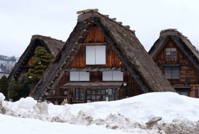 高速長途巴士高山・白川鄉便｜成人・單程票｜古志山・白川鄉・飛驒飯店廣場・高山・蛭之高原→名古屋・金山