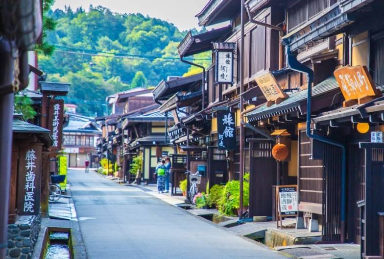 高速長途巴士高山・白川鄉便｜成人・單程票｜古志山・白川鄉・飛驒飯店廣場・高山・蛭之高原→名古屋・金山