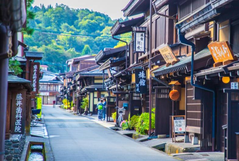 【日本 一人成團系列】高山白川鄉一日遊：漫步高山古街、探訪合掌村｜含暖心關東煮(素)｜名古屋出發