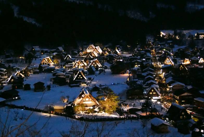 【日本】2026白川鄉合掌村冬季點燈｜11點出發｜含極上飛驒牛｜名古屋出發